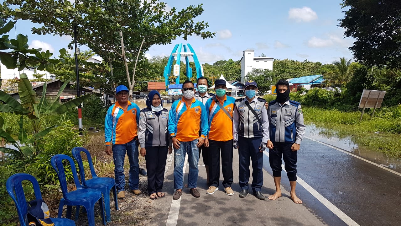 b0a96acc 7b1e 471c a8b9 7c97e9504e6f